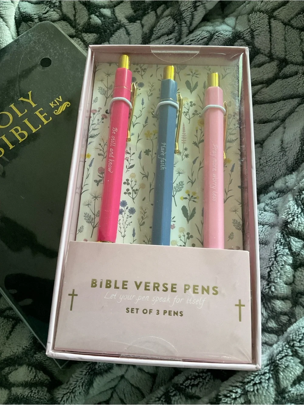Bible Verse Pens & Bible Set -3 Colorful Pens. Bible is Old & New Testaments